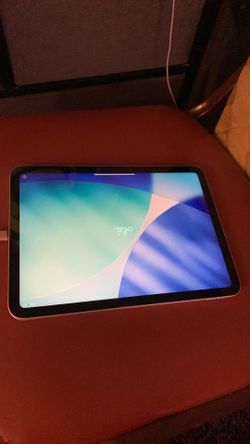 13 inch IPAD unlocked! 1100$(DEAL)