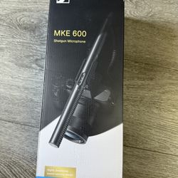 MKE 600 SENNHEISER Shotgun Microphone