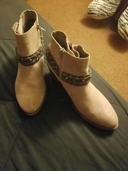 Botines nuevos.