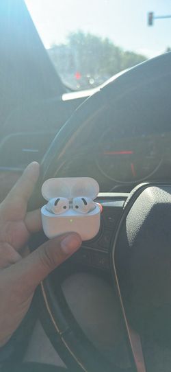 AirPods gen 4 with noise cancellation