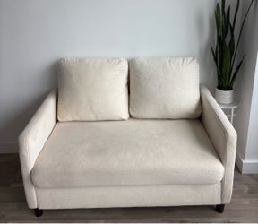 Cream Boucle Loveseat Sofa mint condition