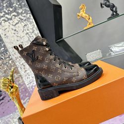 LV Women’s Boots With Box 2025 New 