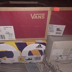 Lot Set Of 4 Sneakers 1 Pair Of Jeans 