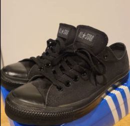 Low Black Converse Sneakers