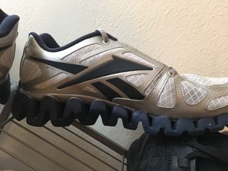 Reebok shoes size 8 1/2