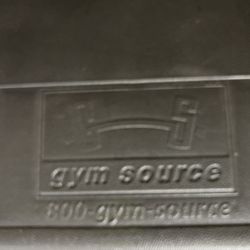 TOTAL SOURCE LARGE GYM MAT EXCELLLENT CONDITION 77 X 36”