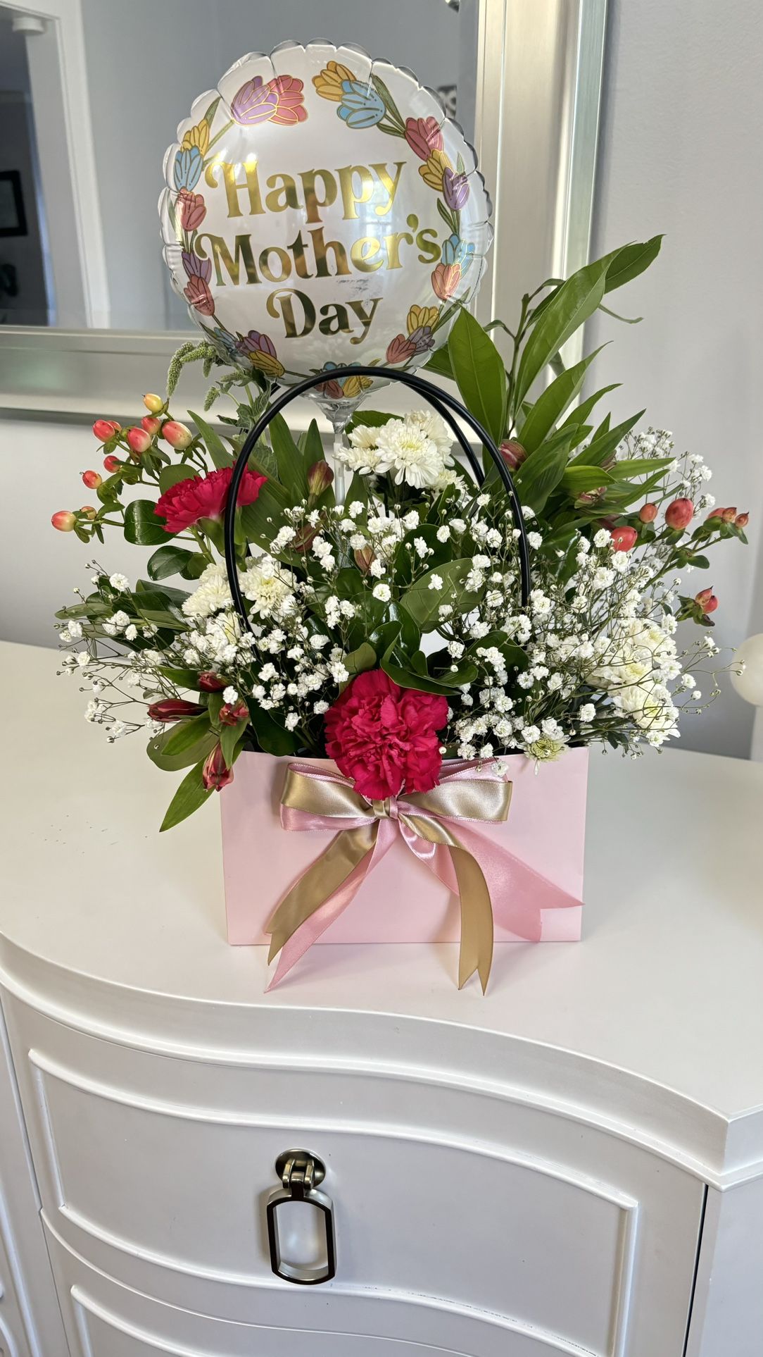 Mother’s Day Flower Arrangements