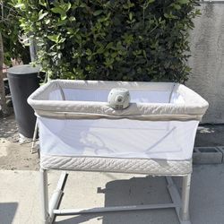 Free Bassinet