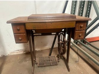 Vintage Singer Treadle Sewing Machine