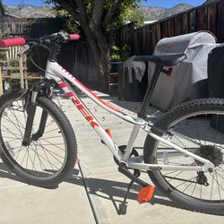 Trek Mountain bike- kids 8-12