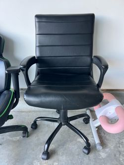 Computer chair