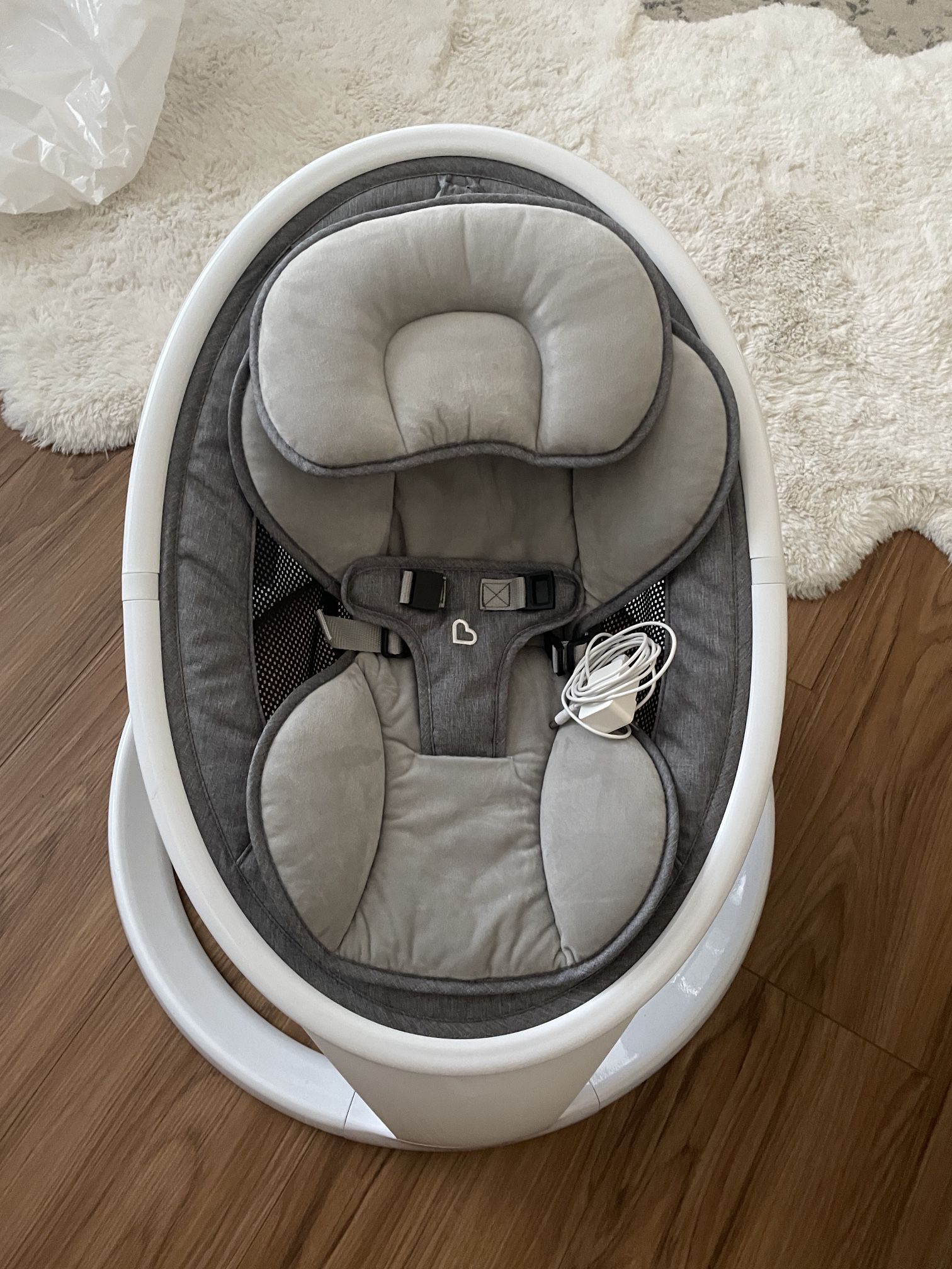 Munchkin Bluetooth Enabled Baby Swing