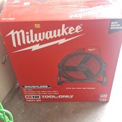 18" Milwaukee M18 Fan