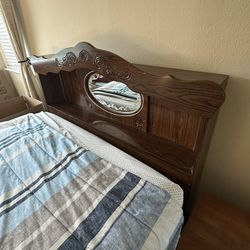 Head Board And Mattress 