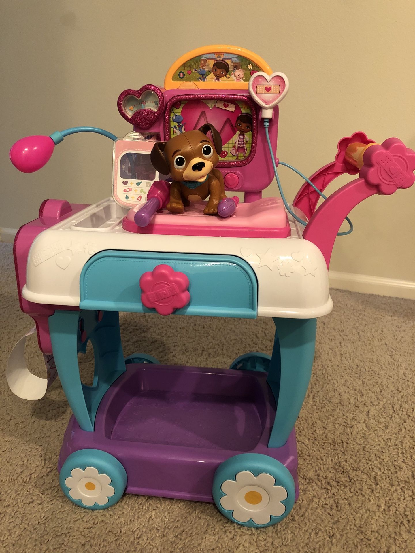 Doc McStuffins Vet Mobile Cart