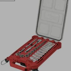 Milwaukee 28pc Socket Set Ratchet New