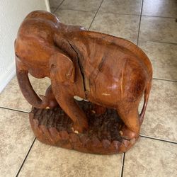 Decorating 22 inches tall  18 inches long