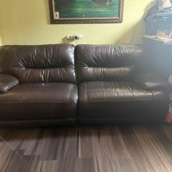 Reclinable Sofá Electric  $100 