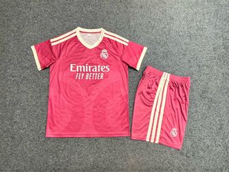 Real Madrid 3rd Soccer Uniform/Uniforme de Fútbol