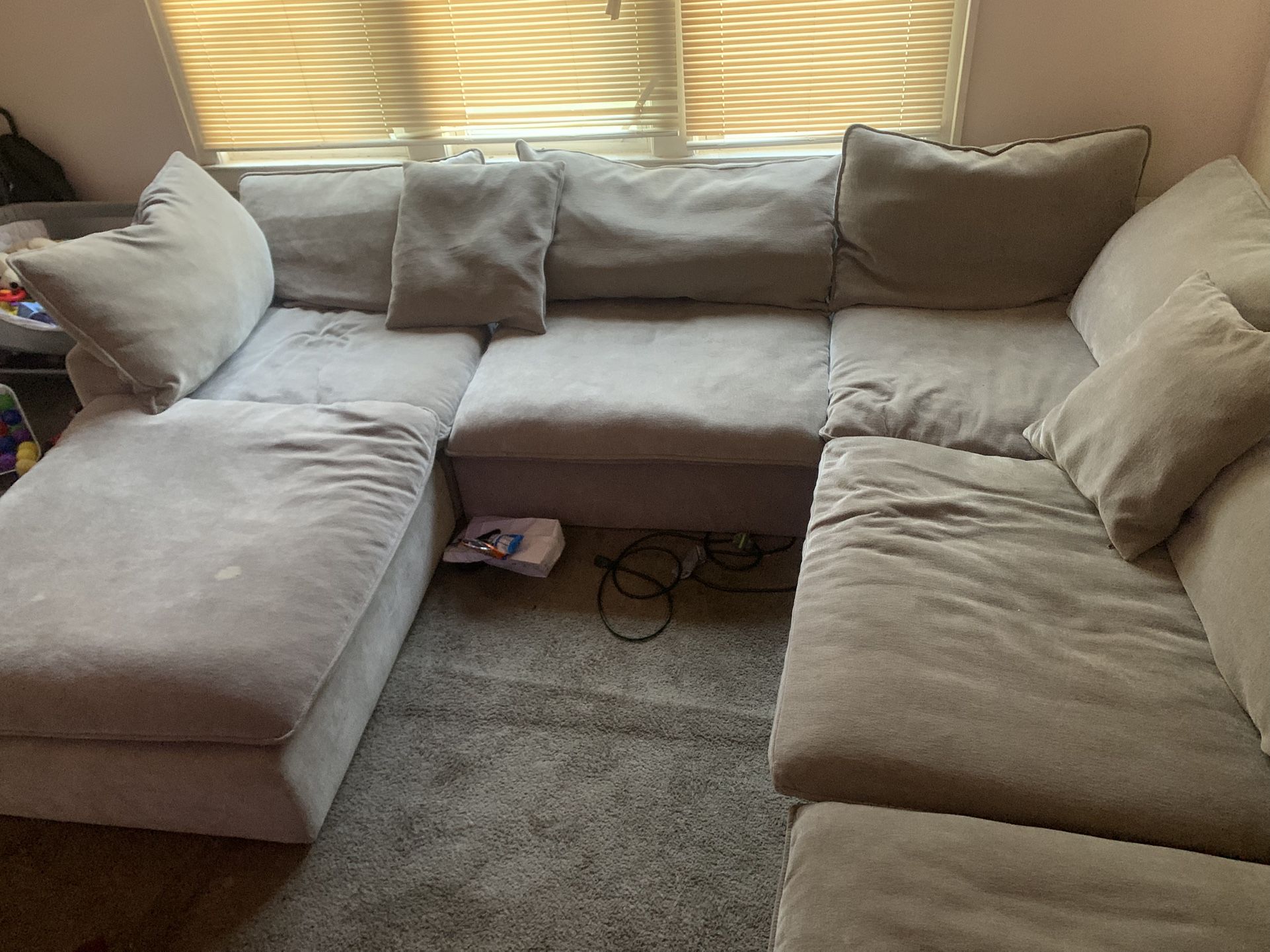 1 Yr Used Gray Sectional W/ Ottoman