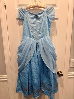 Disney Designer Collection Cinderella Gown – Size 9/10 – NWT
