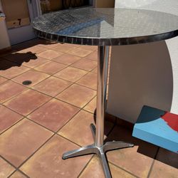 Round High top Table