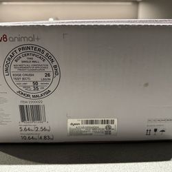 Dyson V8 Vacuum (New)