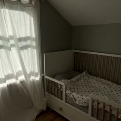 Baby Crib 