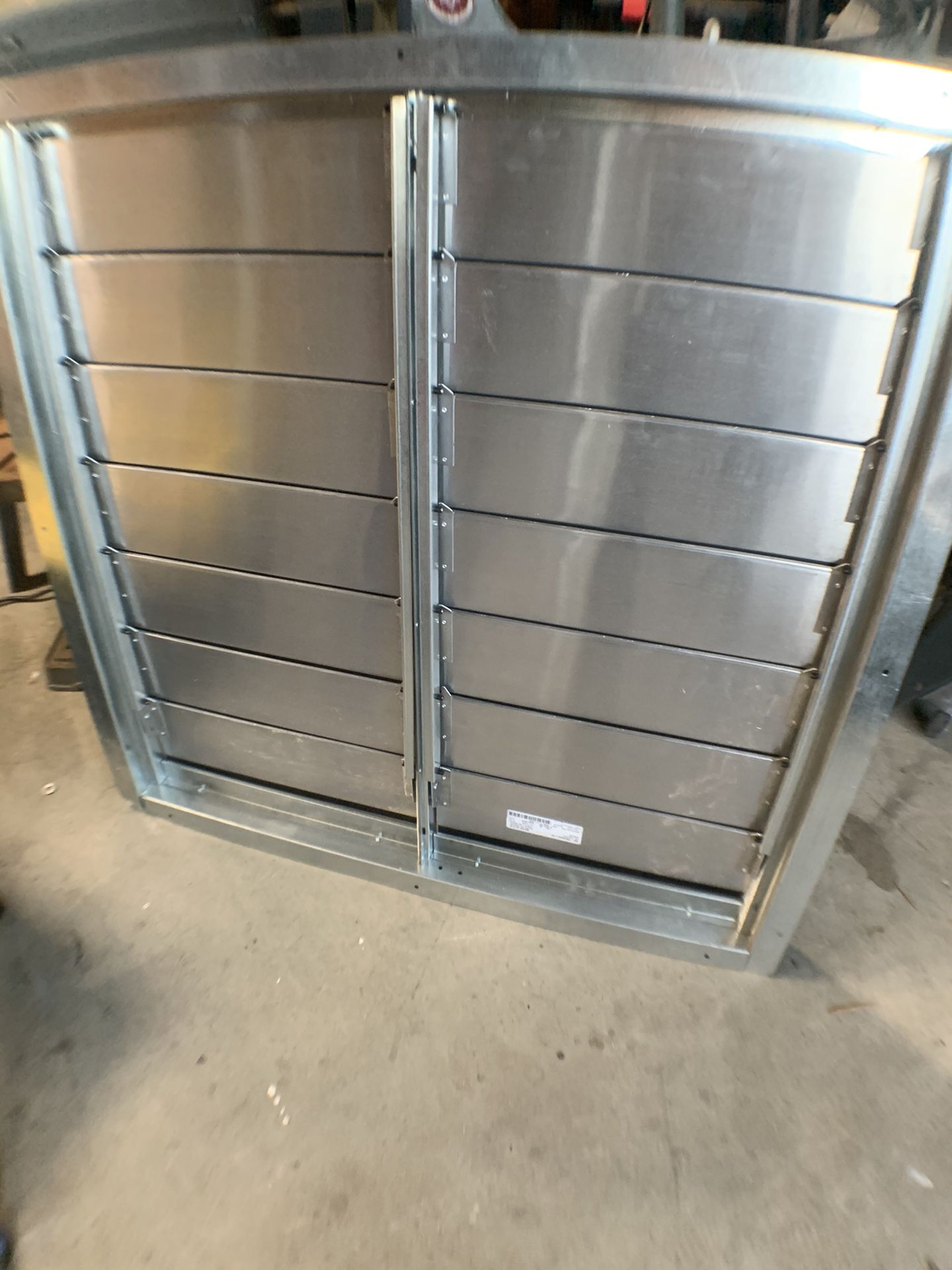 Steel open/close vent louvre (unused)