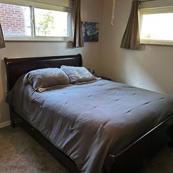 Queen bed, nightstand and dresser - SET