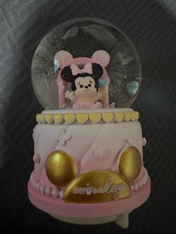 Minnie Mouse music snow globe  with LED lights $25
