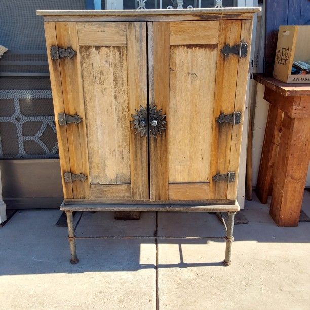 Rustic Primitive Cabinet / Cupboard - Good for TV Armoire - $95