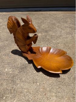Hand-Carved German Squirrel & Leaf Nut Bowl – Rhon Sepp Folk Art Wooden Carving (from 40’s-70’s)