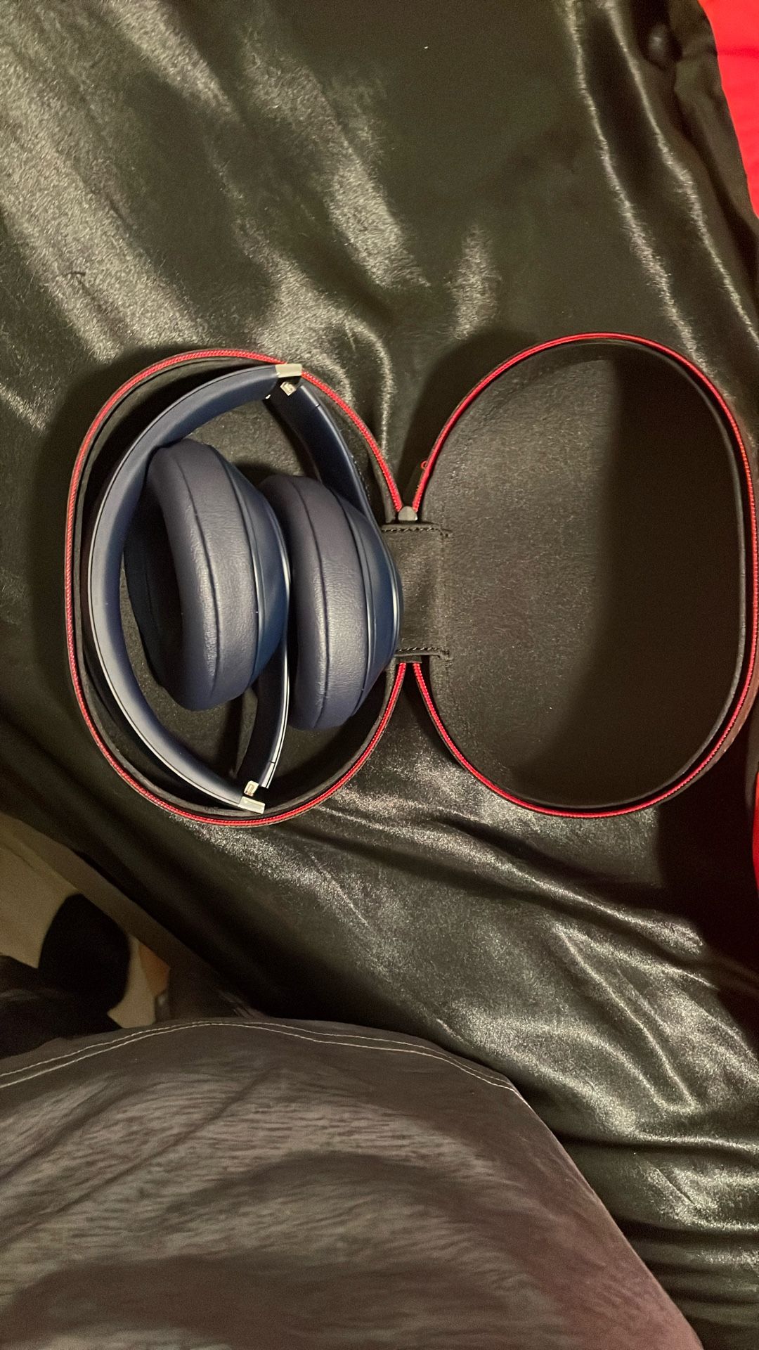 studio beat headphones 