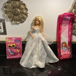2015 Barbie Sparkling Silver Gown Ruched Sleeves w/Storage Bag & Puzzle Erasers 