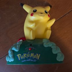 1999 VINTAGE Talking Pikachu 