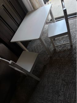 Kids table
