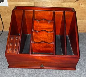 Desk organizers