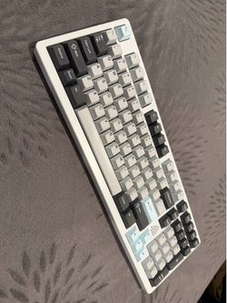 KBDFans Odin V2 keyboard GMK Rainy Day