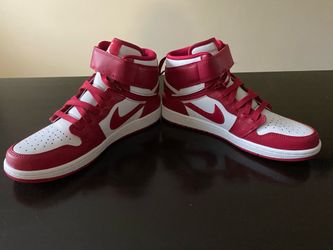 Jordan 1 High Flyease