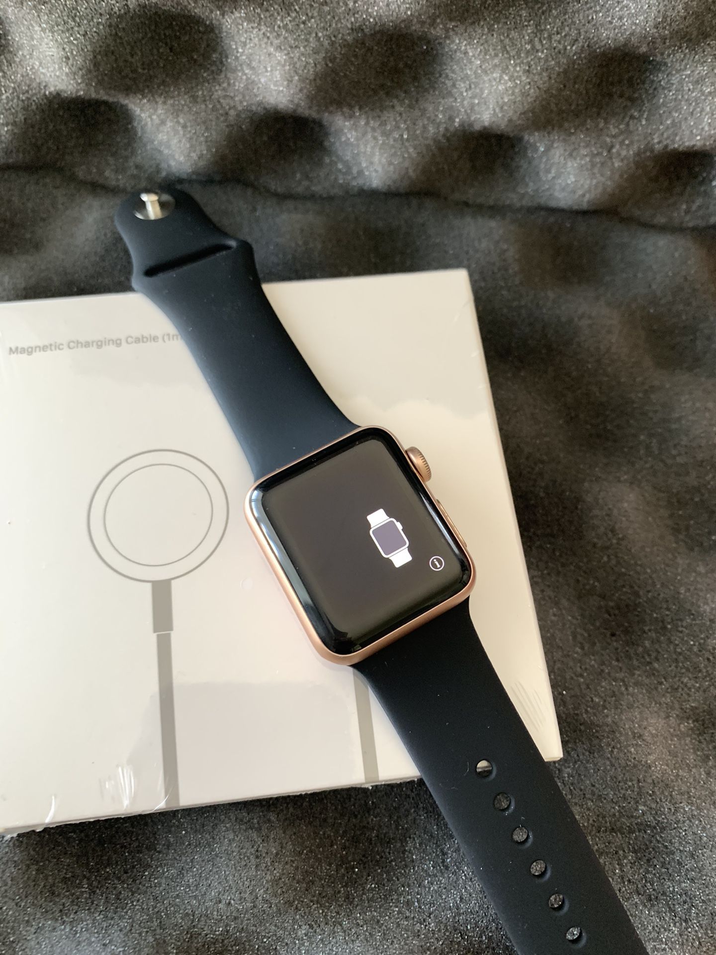 Apple watch series 3 38MM GPS model Gold