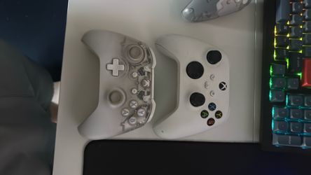 X- box  Controllers