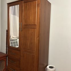 Wardrobe With Mirror