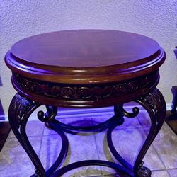 Round Coffee Table 