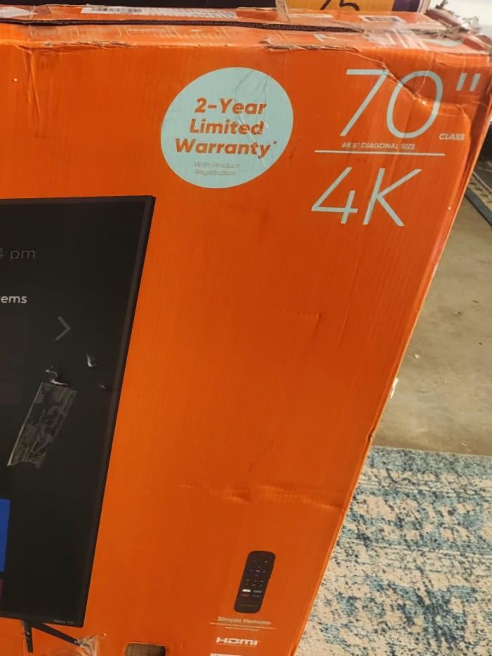 TV ONN SMART 70".