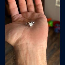 Moissanite Diamond Ring