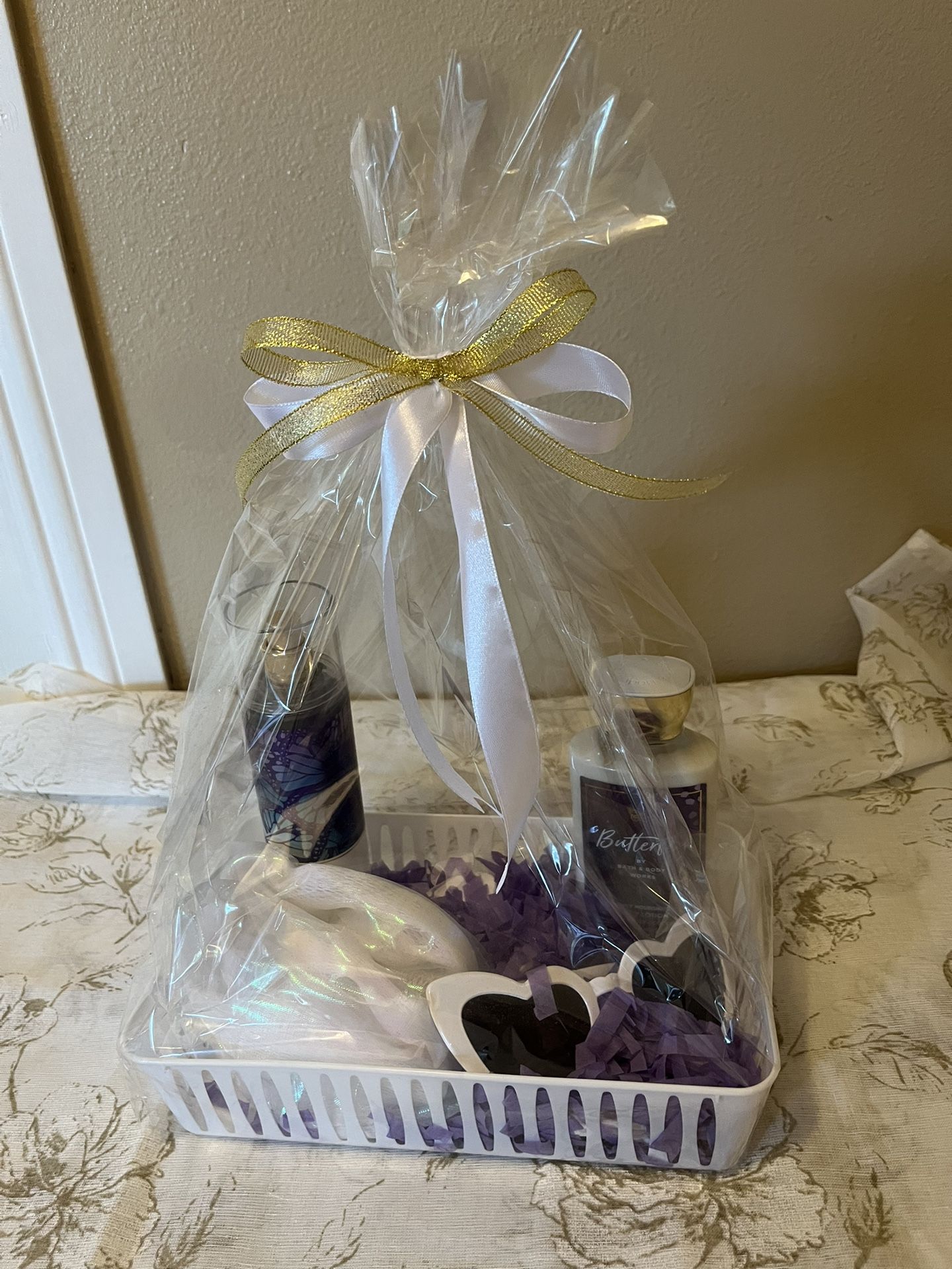 Bath And Body Works Mother’s Day Gift Baskets.