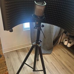 Homemade Studio Set 