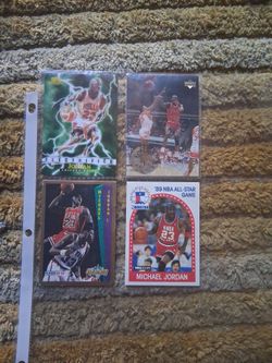 Michael Jordan Basketball Card Lot of 4
