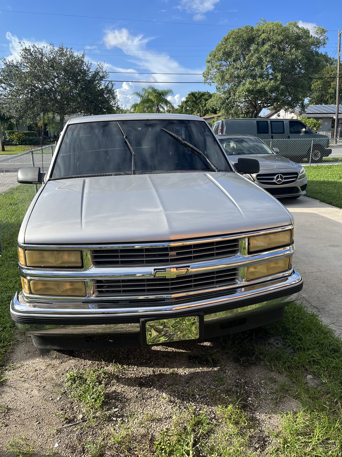 Chevy 1500 Short Bed OBS for Sale in Miami Gardens, FL OfferUp